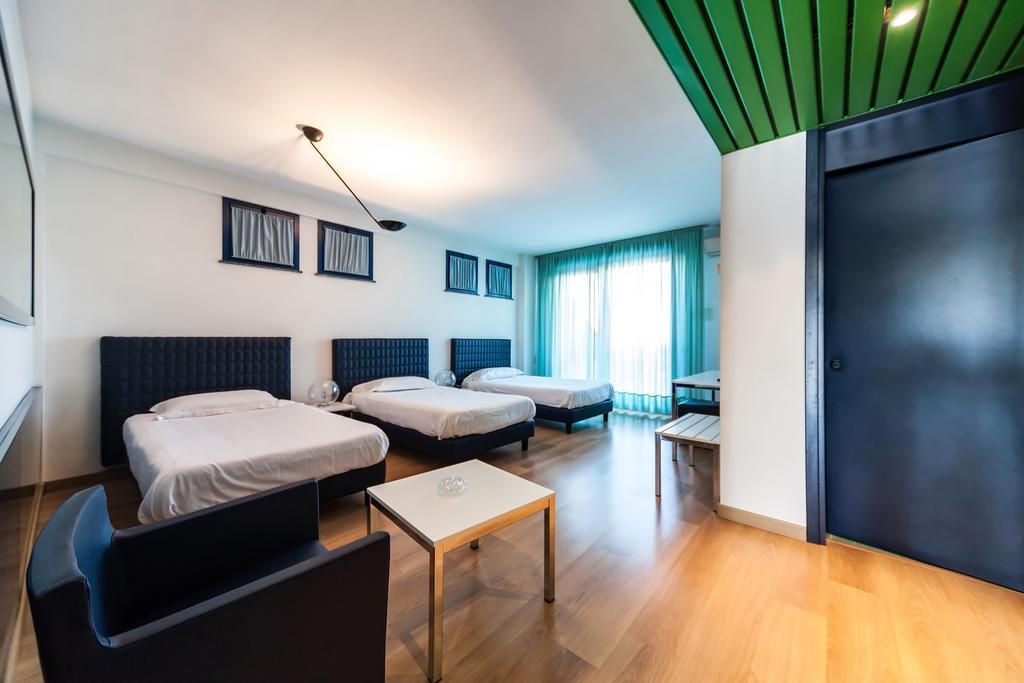 Park Hotel Residence Крема Экстерьер фото